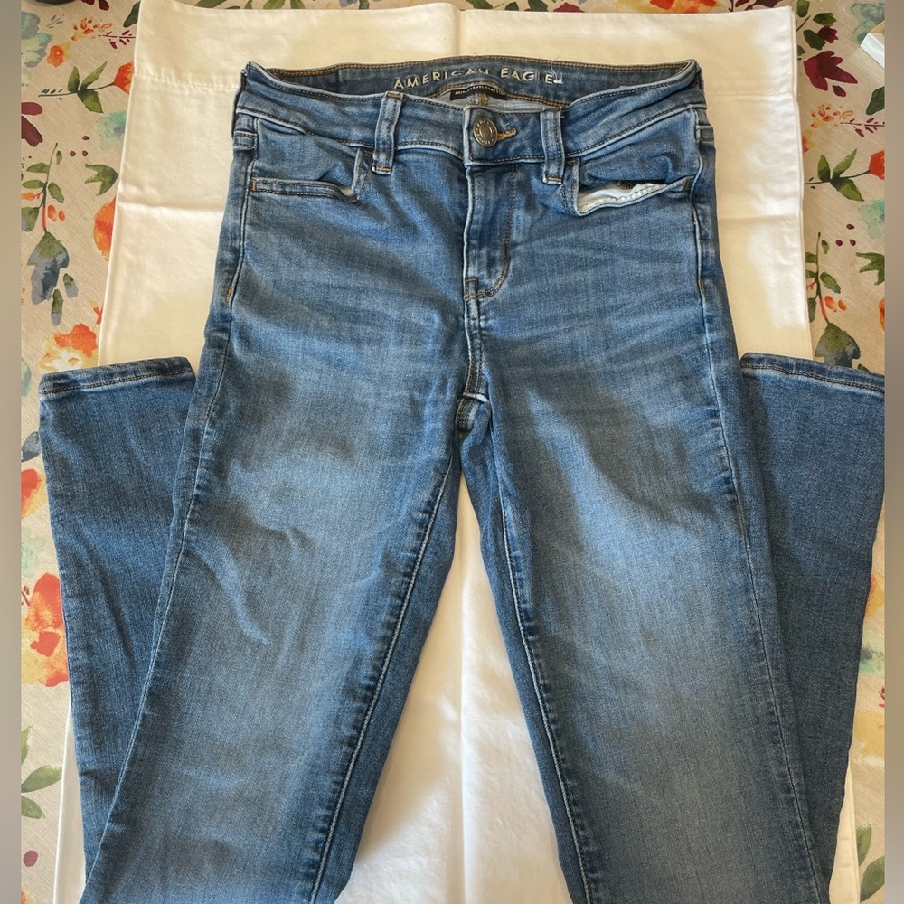 American eagle jeans
